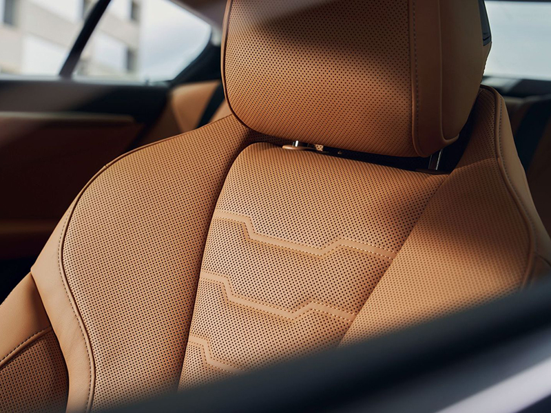 إطلاق طرازات BMW 8 الجديدة كلياً في أبوظبي